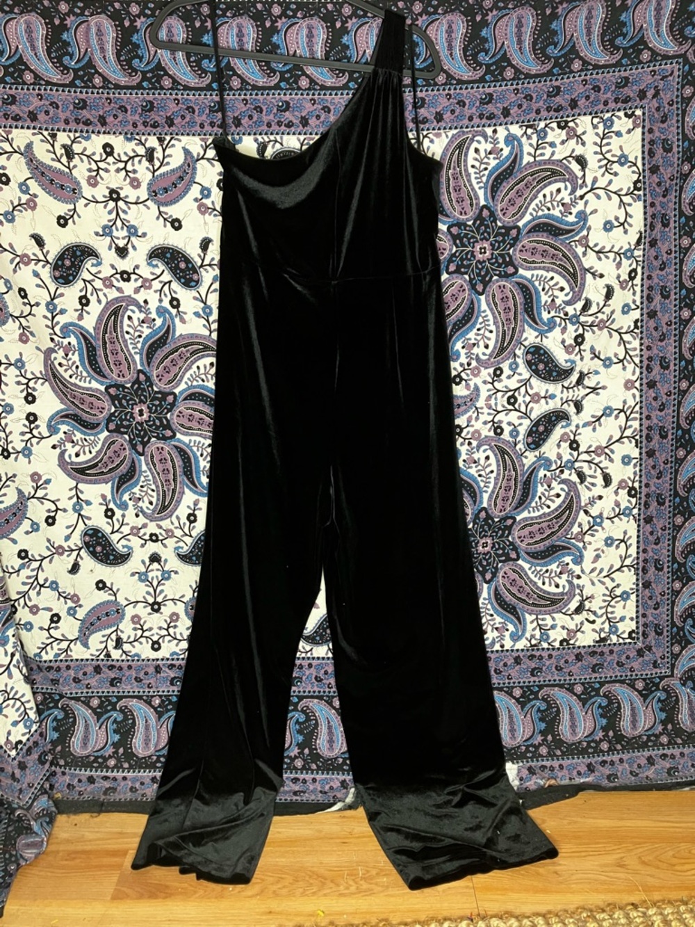 Banana republic velvet one shoulder jumpsuit L